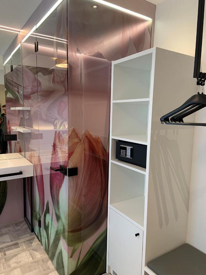 Art-Inn Design Self-Check-In-Hotel Linz Buitenkant foto