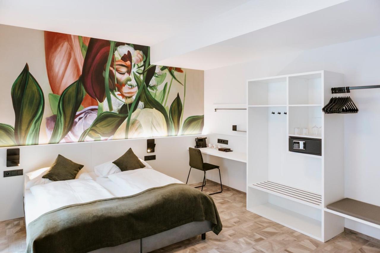 Art-Inn Design Self-Check-In-Hotel Linz Buitenkant foto