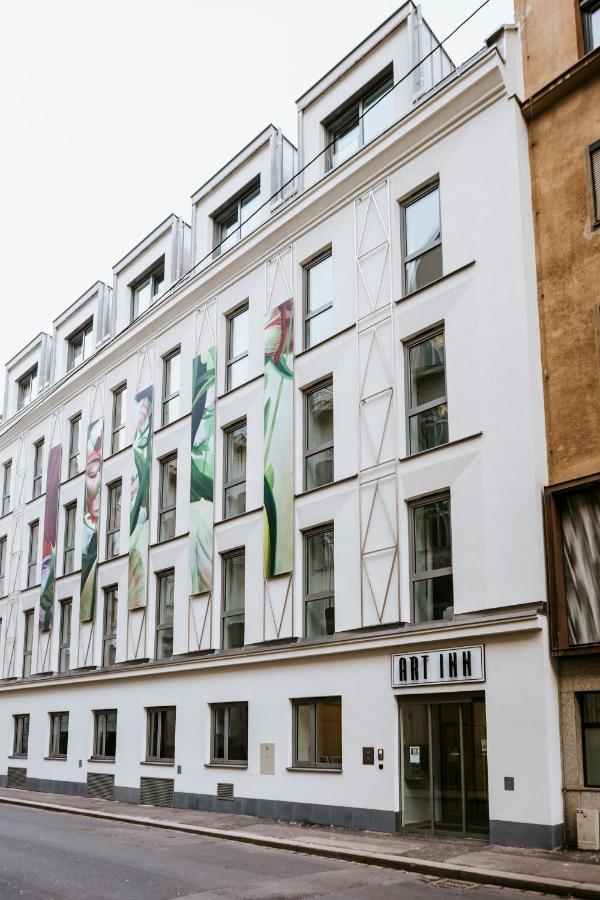Art-Inn Design Self-Check-In-Hotel Linz Buitenkant foto
